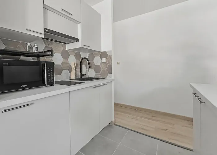 T2 Lumineux - Tram Au Pied - Centre En 15 Min Apartment *