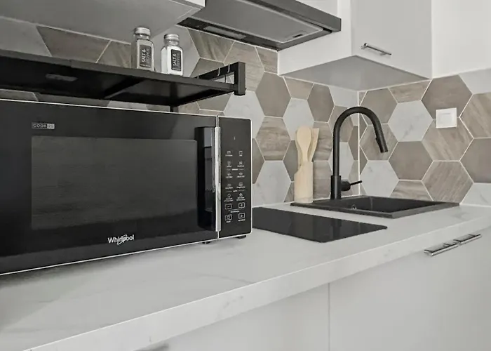 T2 Lumineux - Tram Au Pied - Centre En 15 Min Apartment *